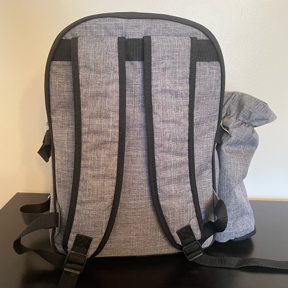 Gray Picnic Backpack for Four - Picture 5 of 14